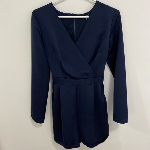 Navy silk long sleeve romper with pockets - Picture 11 of 11